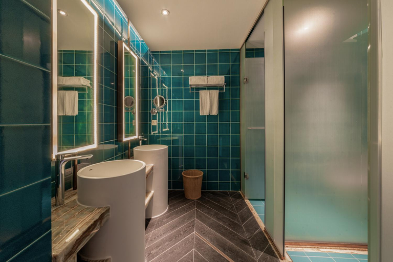 Bathroom 3, Nanxianglou Art Hotel, Shenzhen