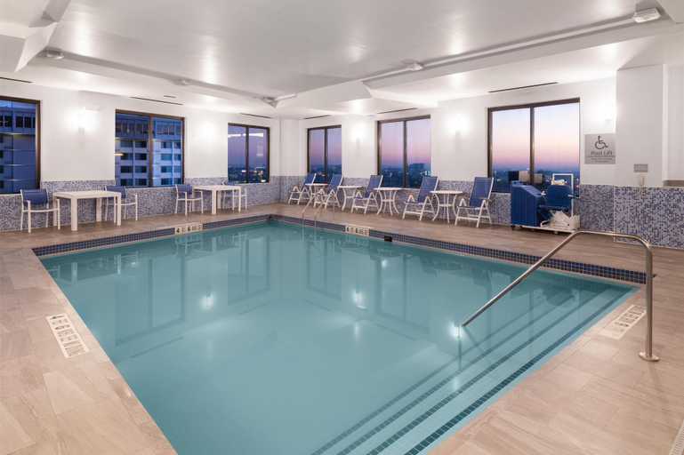 Sport & Beauty 2, Best Western Premier NYC Gateway Hotel, North Bergen