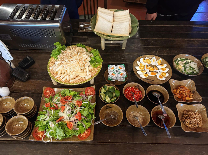 Food & Drinks 5, Naa Noi Puluong, Bá Thước