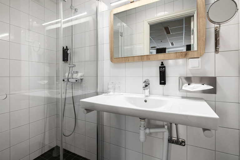 Bathroom 4, Best Western Hotel Svava, Uppsala