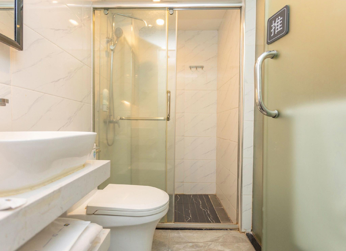 Bathroom 3, 7 Days Premium Shenzhen North Station Yicheng Center, Shenzhen