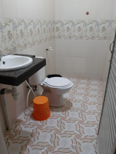 Bathroom 5, Wisma Leuser Sibayak & Jungle Trekking, Langkat