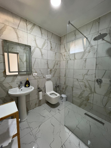 Bathroom, Restorant Hotel Xheni, Durrësit