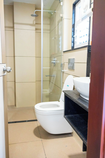 Bathroom 4, The Executive Inn, Darjiling