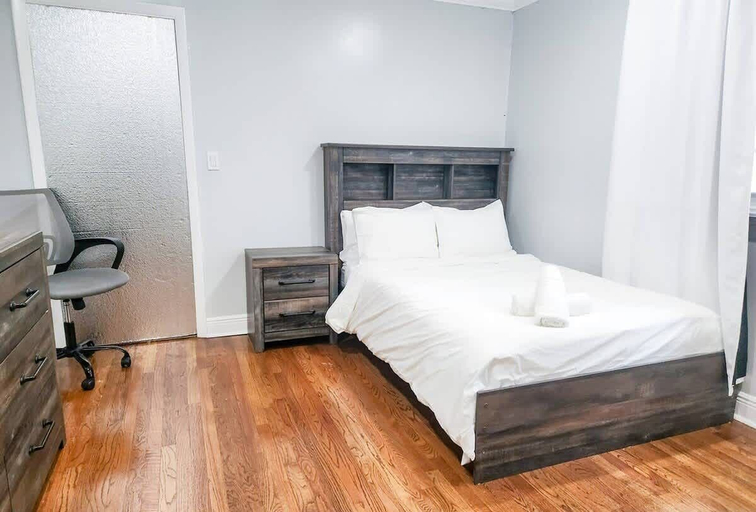 Bedroom, Executive 5 Bedroom Pool Home, Dade City!, Pasco