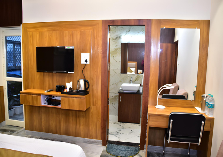 Others 5, The MID City Home, Varanasi