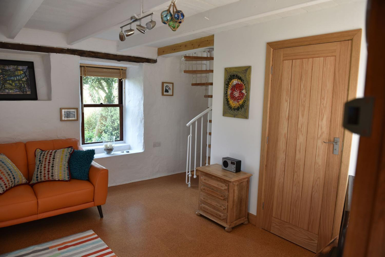 Others 4, Delfryn Guest Suite, Pembrokeshire