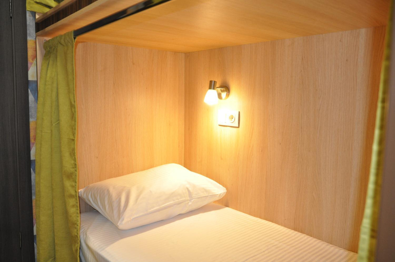 Others 3, Hostel Pikasso, Central