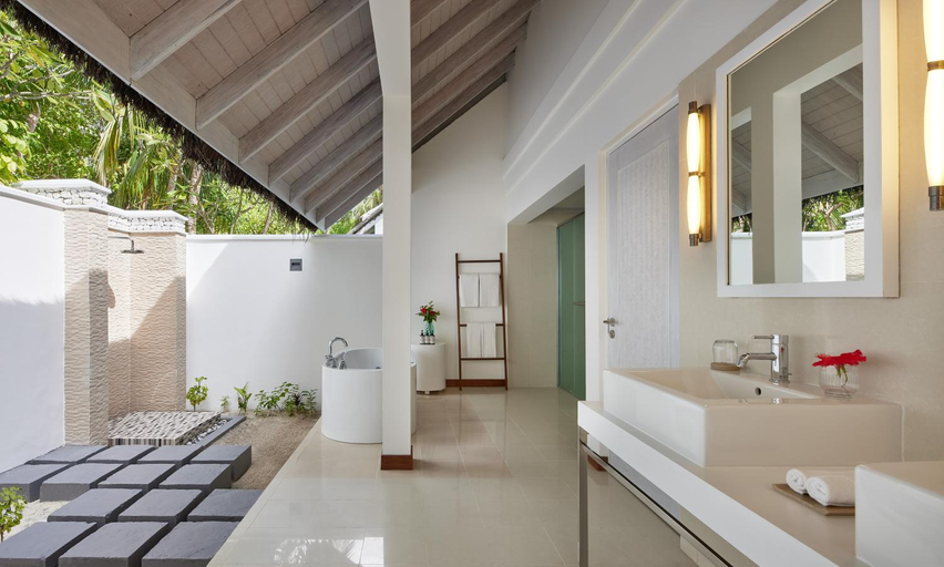 Bathroom 5, NH Maldives Kuda Rah Resort