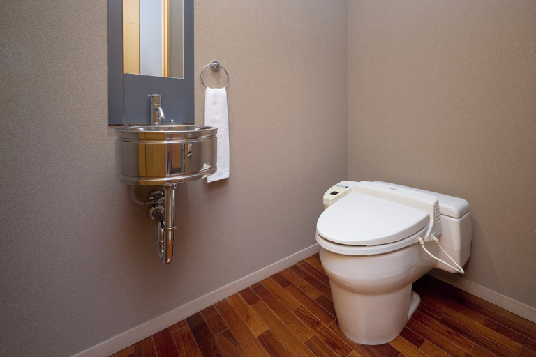 Bathroom 5, ONCRI-KARATSU, Karatsu