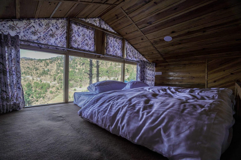 Bedroom 1, Buransh Valley Resort, Nainital