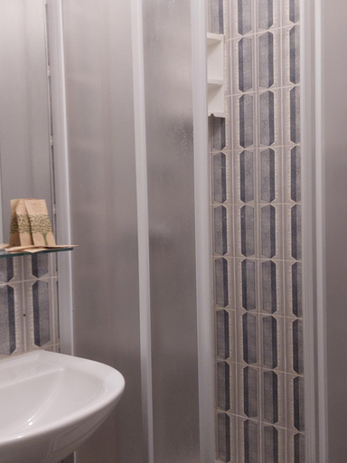 Bathroom 3, Hotel Villa Grazia, Brescia
