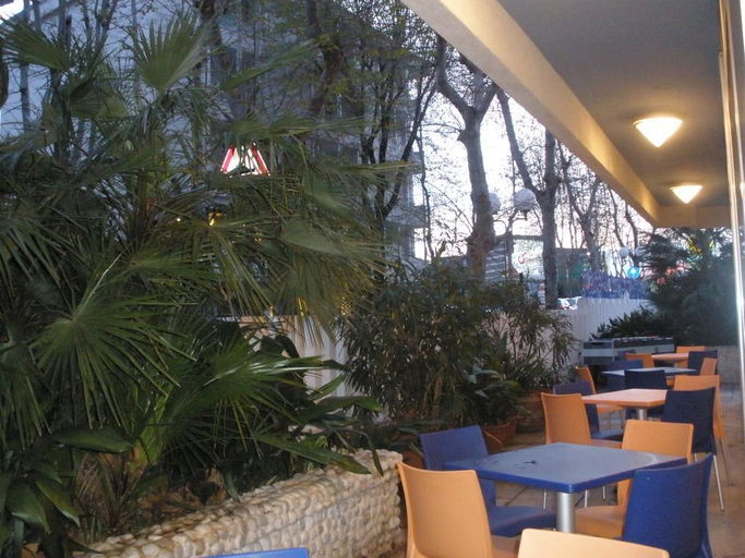 Food & Drinks 5, Senior, Rimini