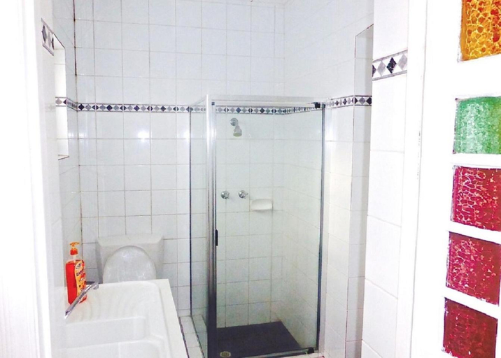 Bathroom 3, Northlodge Central City Apartments, Perth