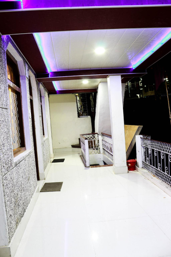 Others 3, Hotel suntejplaza, Nainital