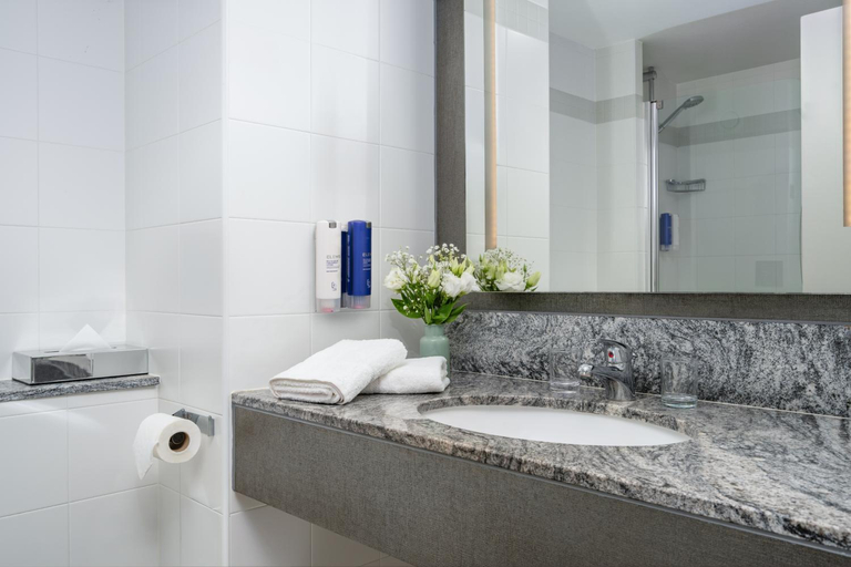 Bathroom 5, The Galmont Hotel & Spa