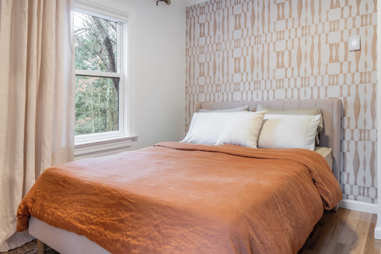 Bedroom 2, Charcoal Chalet by Avantstay A+ Design w/ Firepit, Ulster