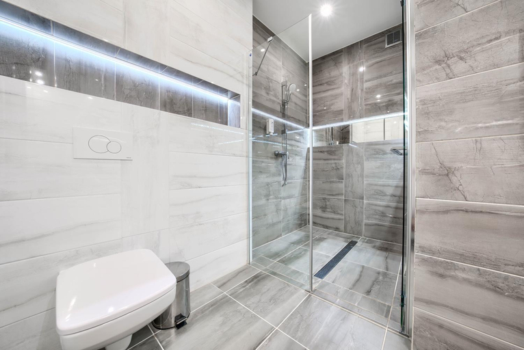 Bathroom 2, Centrum Zdrowia i Wypoczynku Ikar, Kołobrzeg