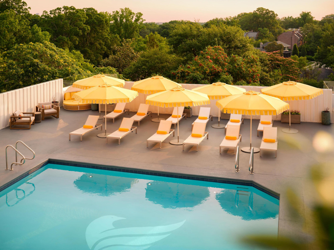 Sport & Beauty 2, The Starling Atlanta Midtown, Curio Collection by Hilton, Atlanta