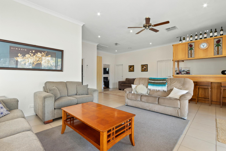 Food & Drinks 3, Lambert Estate Retreat, Barossa - Angaston