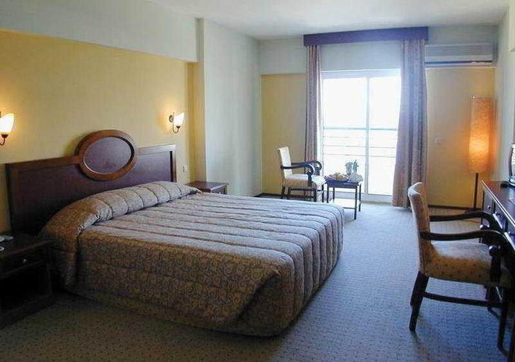 Bedroom 3, Kayhanbey Hotel, Kuşadası