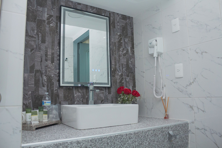 Bathroom 4, NK Hotel Nekié Tepic, Tepic