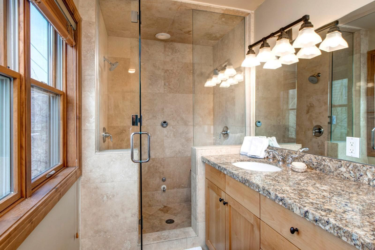 Bathroom 3, Norfolk Escape 3 Bedrooms PNF-860 by KBM, Summit