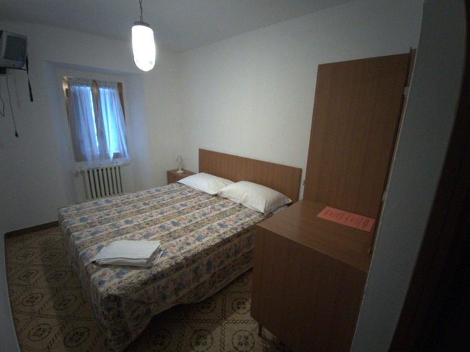 Bedroom 3, Albergo Ristorante Monte Piella, Bologna