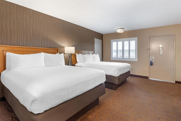 Bedroom 3, Best Western Plus Pavilions, Orange