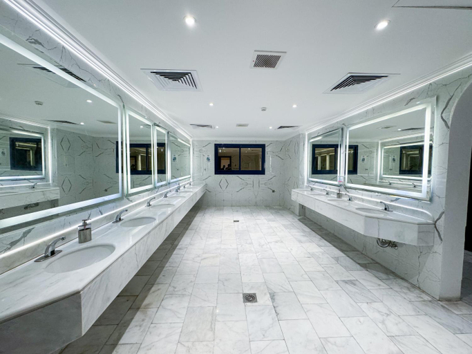 Bathroom, فندق الكنارى ان, Makkah