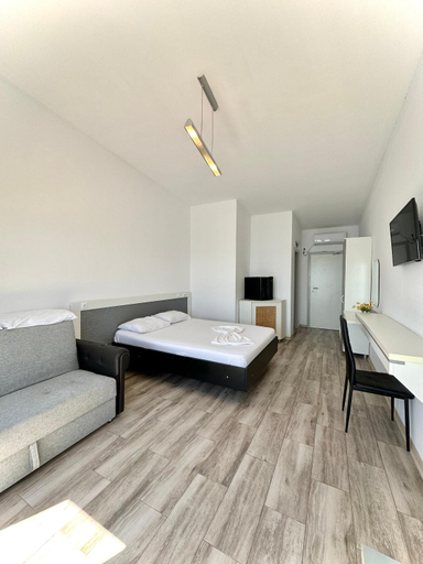Others 2, Seaside Inn & Suites, Costinesti
