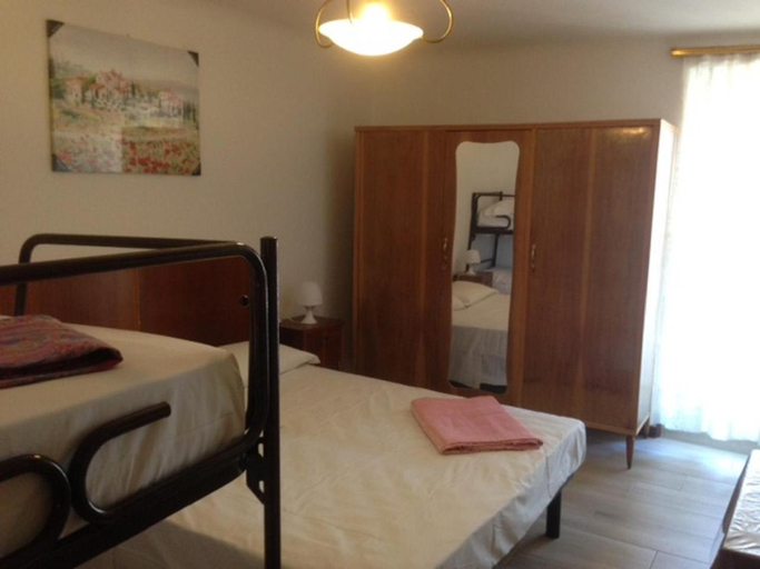 Bedroom 4, Albergo Ristorante Monte Piella, Bologna