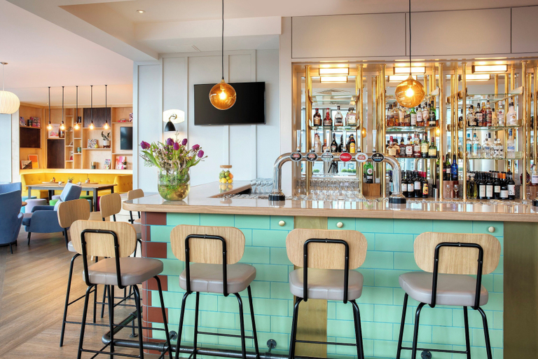 Food & Drinks 5, Leonardo Hotel Liverpool, Sefton