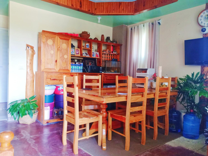 Food & Drinks, Couple's Unit at BOONE'S, Sagada
