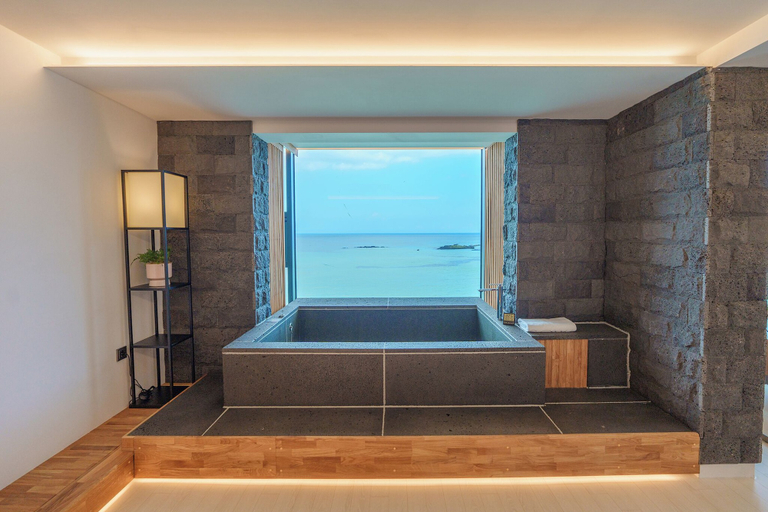 Bathroom 5, Ocean Grand Hotel, Jeju