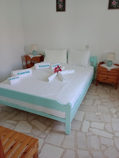 Bedroom 2, Katerina Apartments, North Aegean