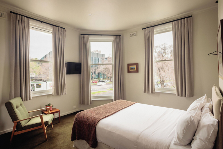 Bedroom 4, Naughtons Hotel, Melbourne