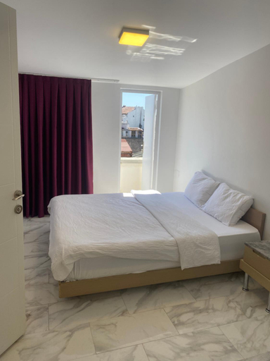 Bedroom 4, YENIKAPI hotel, Fatih