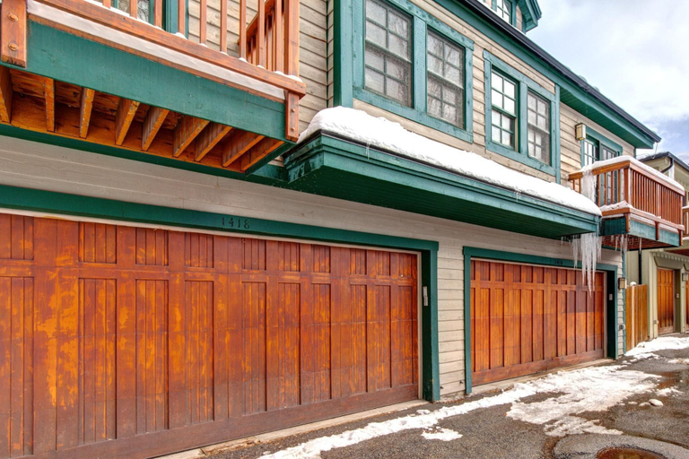 Exterior & Views 2, Park Avenue Townhomes by KBM, Summit