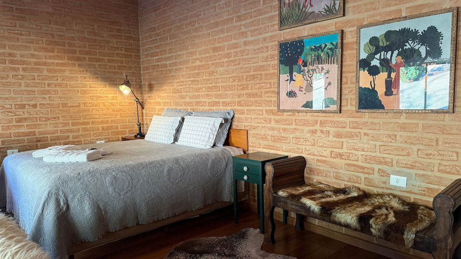 Bedroom 2, Espetacular casa em Gonçalves - MG 1, Gonçalves
