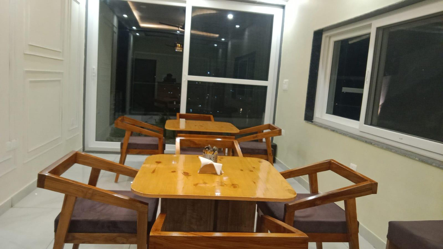 Public Area 3, Shanti Kunjj, Nainital