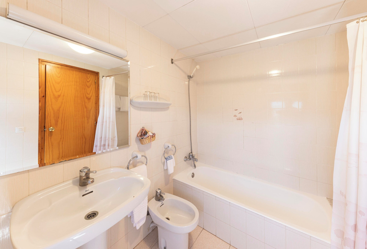 Bathroom 5, La Glorieta, Lleida