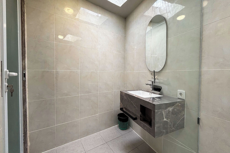 Bathroom 4, Villa Alisha Canggu, Badung
