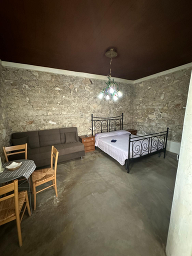 Others 3, B&B La Torre, Salerno