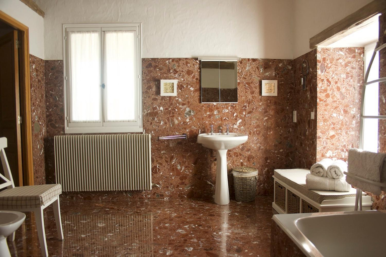 Bathroom, Le Farat Bed & Breakfast, Tarn-et-Garonne