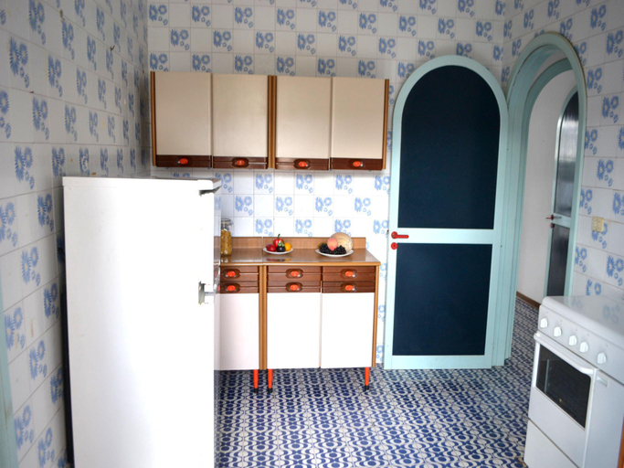 Others 3, Nami holiday home for six guests with outdoor space, Lecce