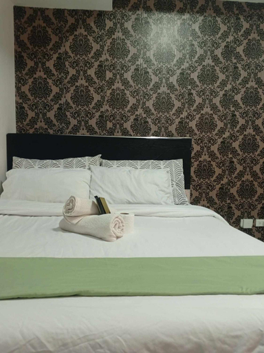 Bedroom 2, Grand Riviera suite Condotel, Manila City