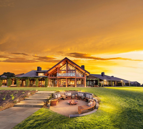 Exterior & Views, Spicers Peak Lodge, Warwick - East
