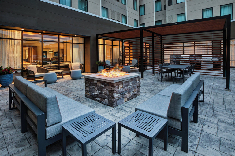 Food & Drinks 5, Staybridge Suites GRAND RAPIDS SOUTH by IHG, Kent