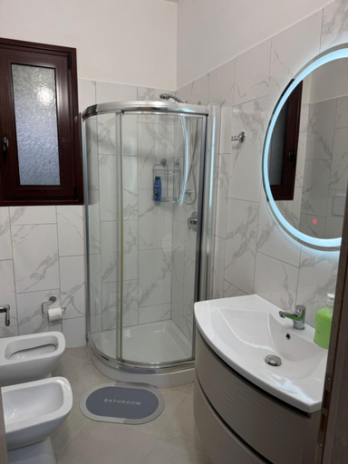 Bathroom 2, Eraldo Rooms, Vlorës
